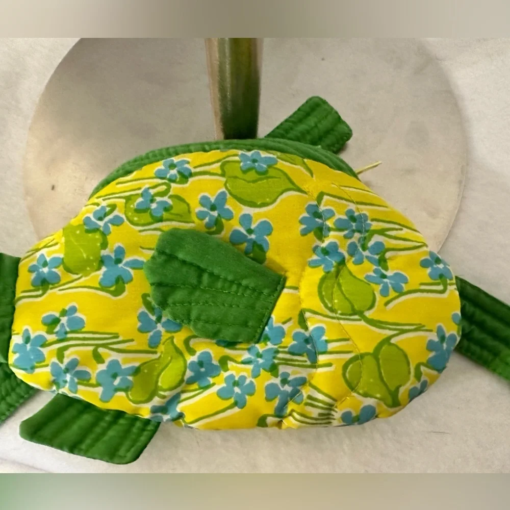 Super cute Quilted Fish Fanny Pack - Picture 4 of 6